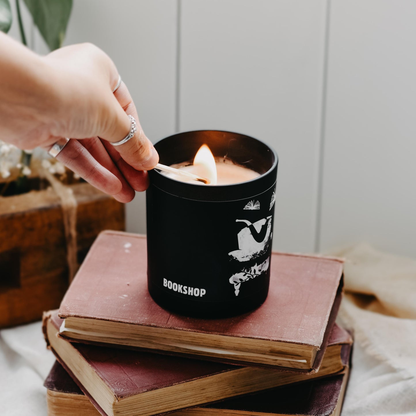 Bookshop Candle - Northern Soul Scents