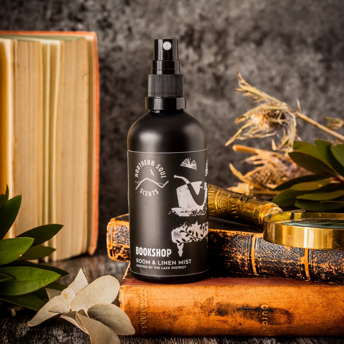 Bookshop Room & Linen Mist - Northern Soul Scents