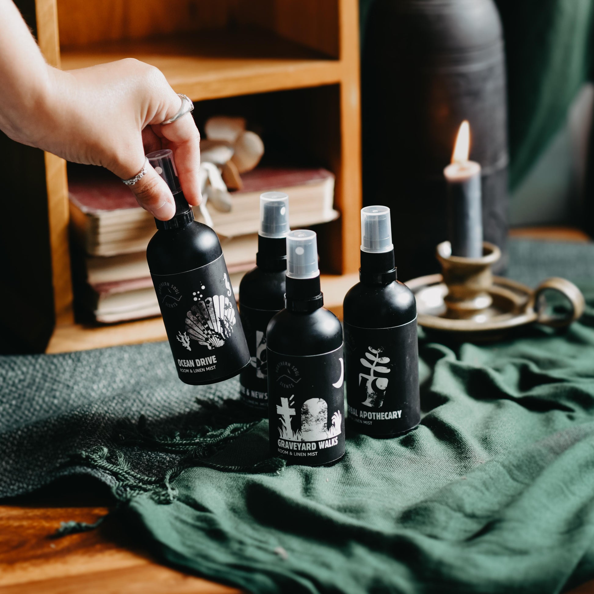 Bookshop Room & Linen Mist - Northern Soul Scents