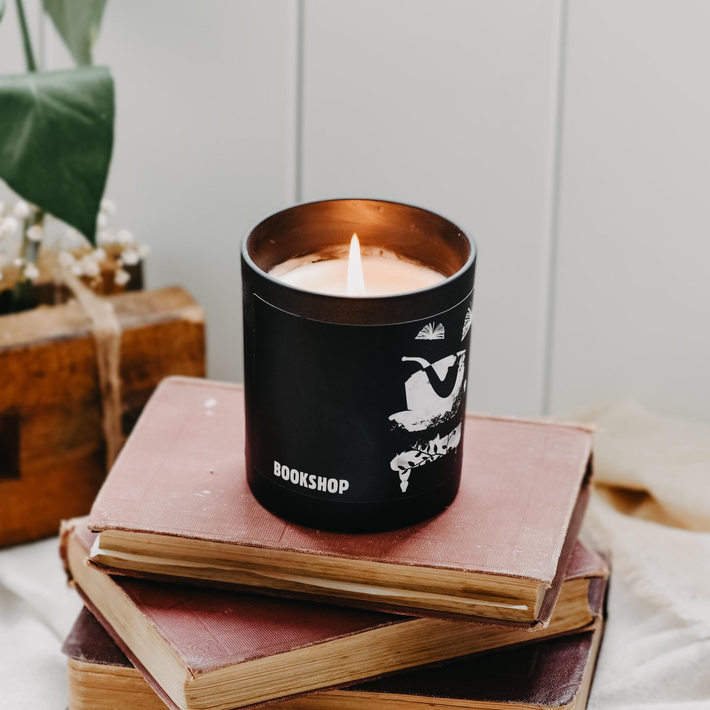 Bookshop Candle - Northern Soul Scents