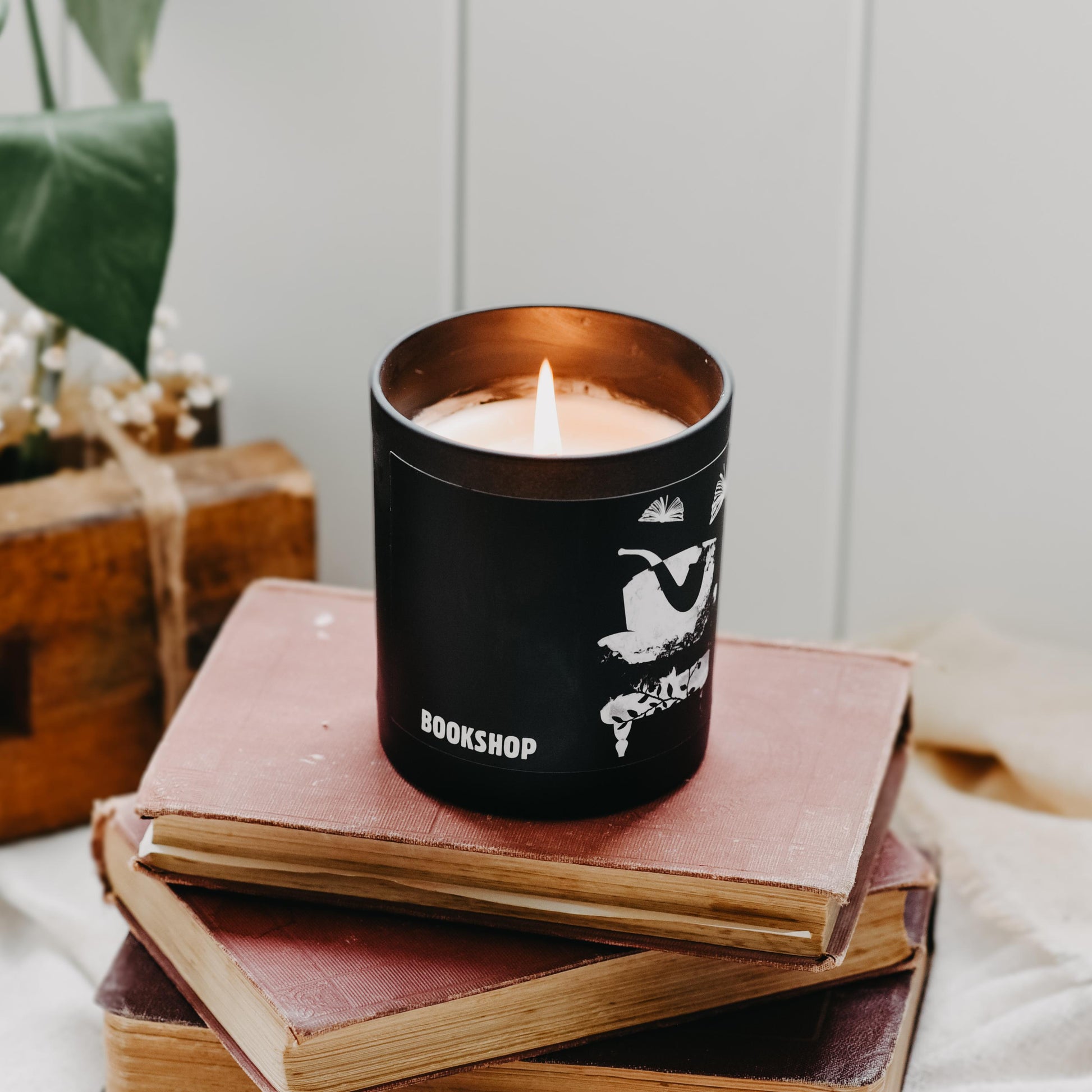 Bookshop Candle - Northern Soul Scents