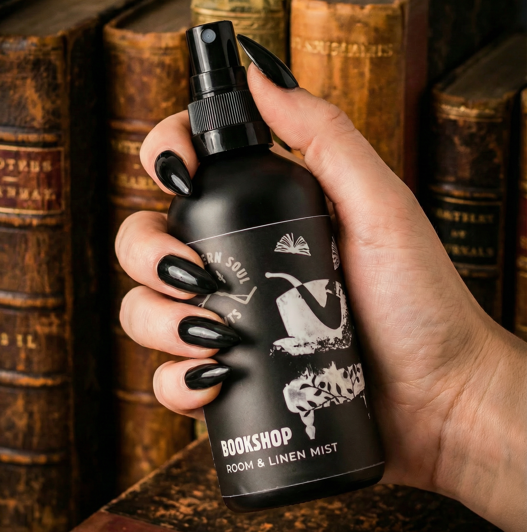 Bookshop Room & Linen Mist - Northern Soul Scents