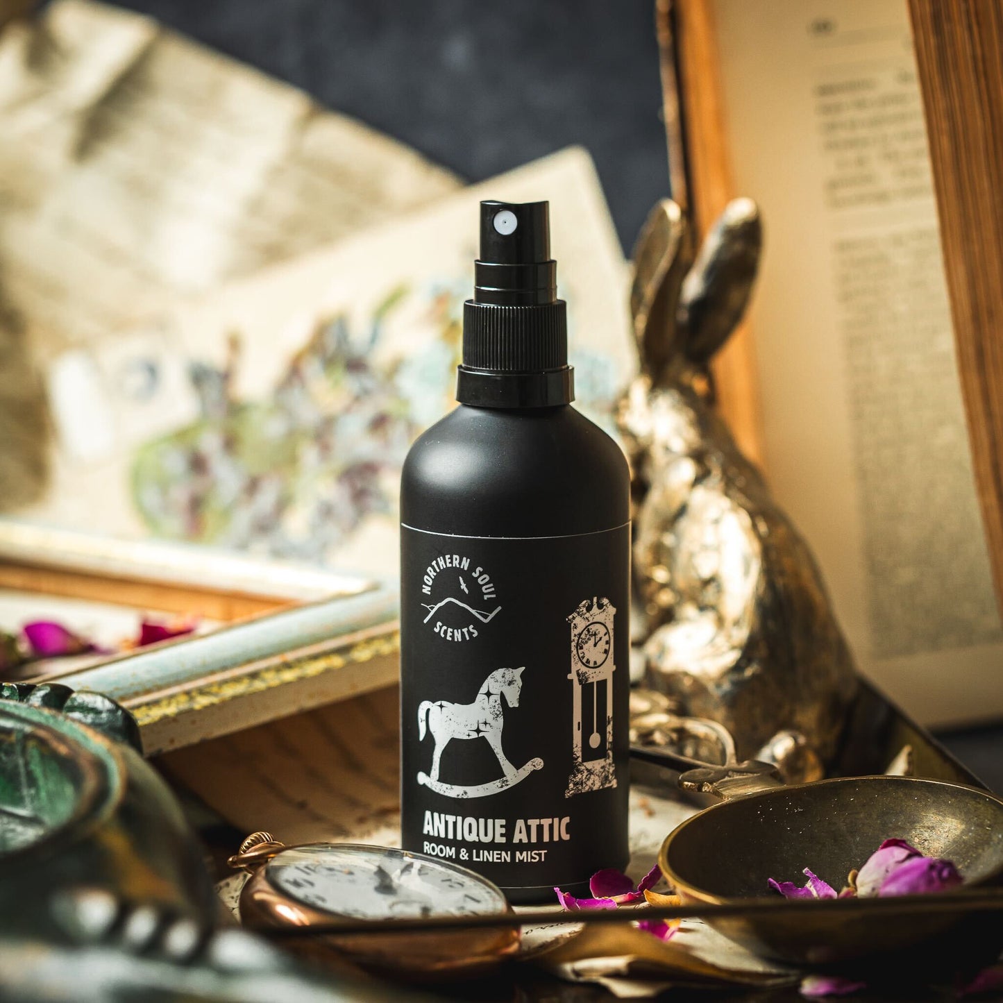 Antique Attic Room & Linen Mist: Winter Collection