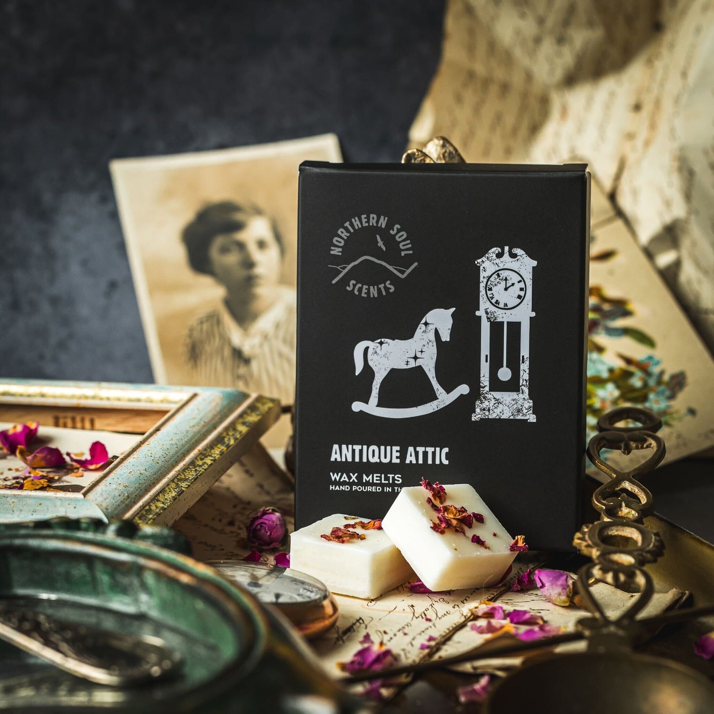 Antique Attic Wax Melts: Winter Collection