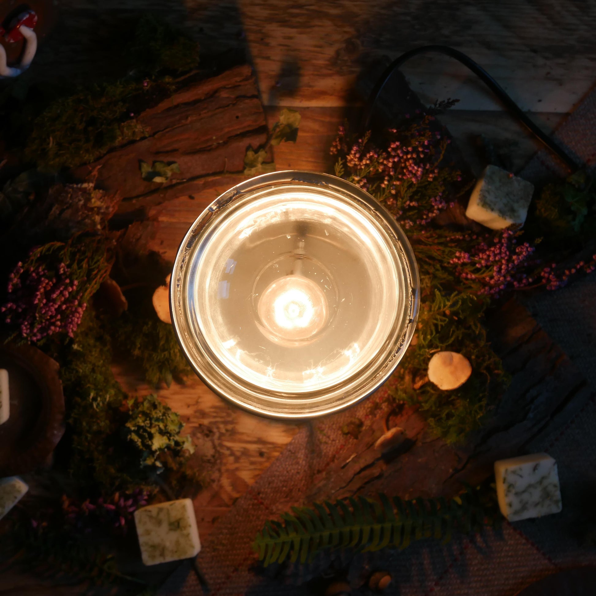 Industrial Wire Bulb Burner - Northern Soul Scents