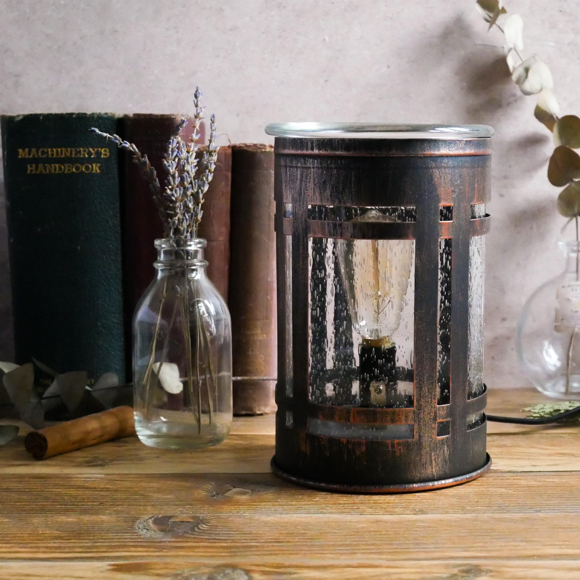 Iron Effect Edison Bulb Burner - Northern Soul Scents